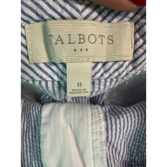 Talbots blue white seersucker women's Bermuda shorts‎ size 8 flat front - Picture 3 of 3